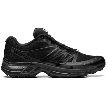 XT-WINGS 2 Unisex Sportstyle Shoes in Black / Black / Magnet