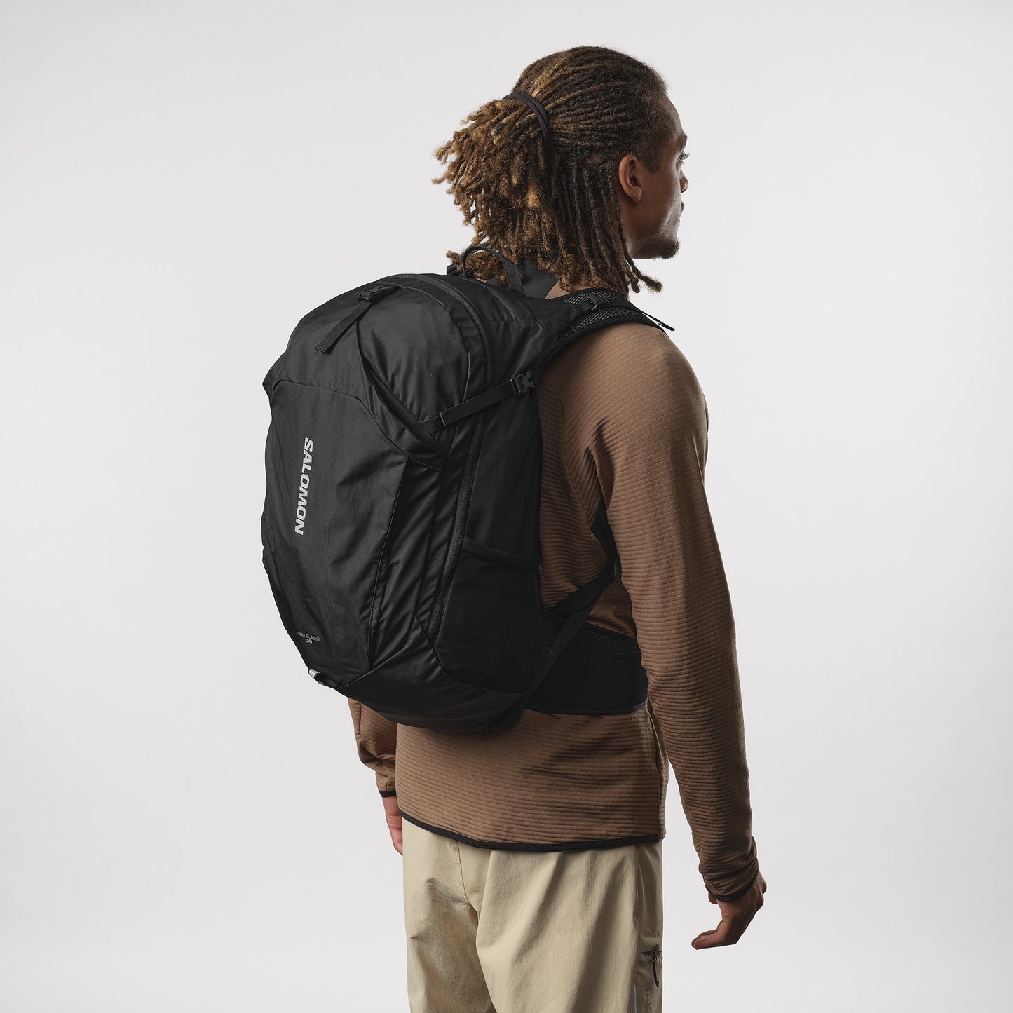 TRAILBLAZER 30 Unisex Hiking Bag in Black/Alloy