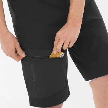 OUTERPATH UTILITY SHORT Men Hiking in Deep Black