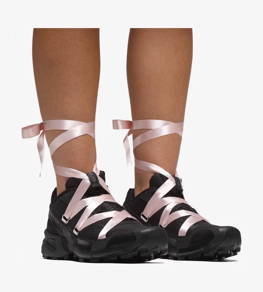 SPEEDCROSS RIBBON SANDY LIANG Unisex Sportstyle Shoes in Black/Cloud Pink